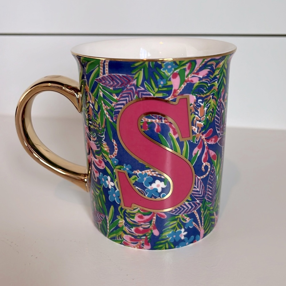 Lilly Pulitzer “S” mug